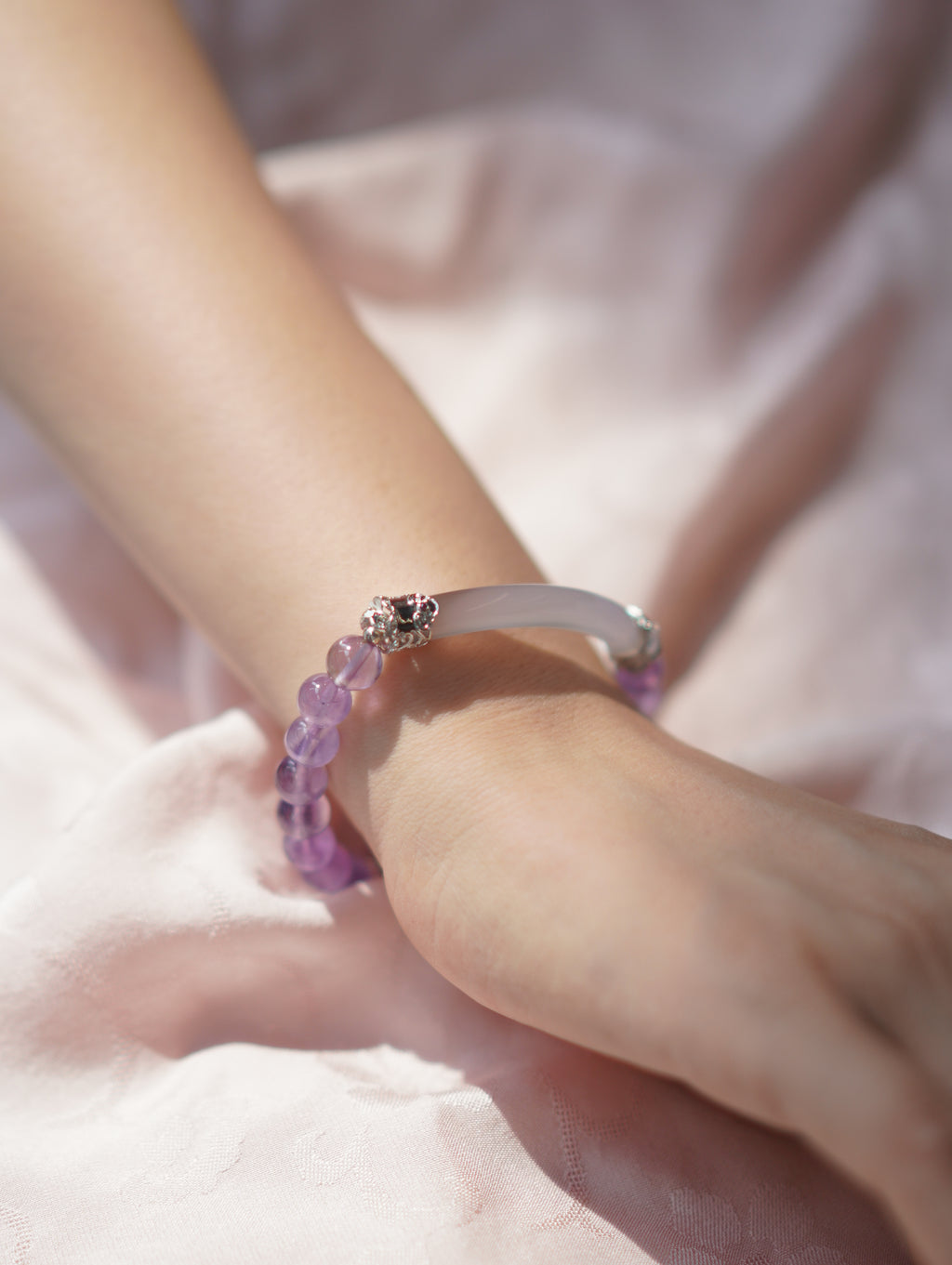 Violet Haze Bracelet view 5 (DSC08911.JPG)