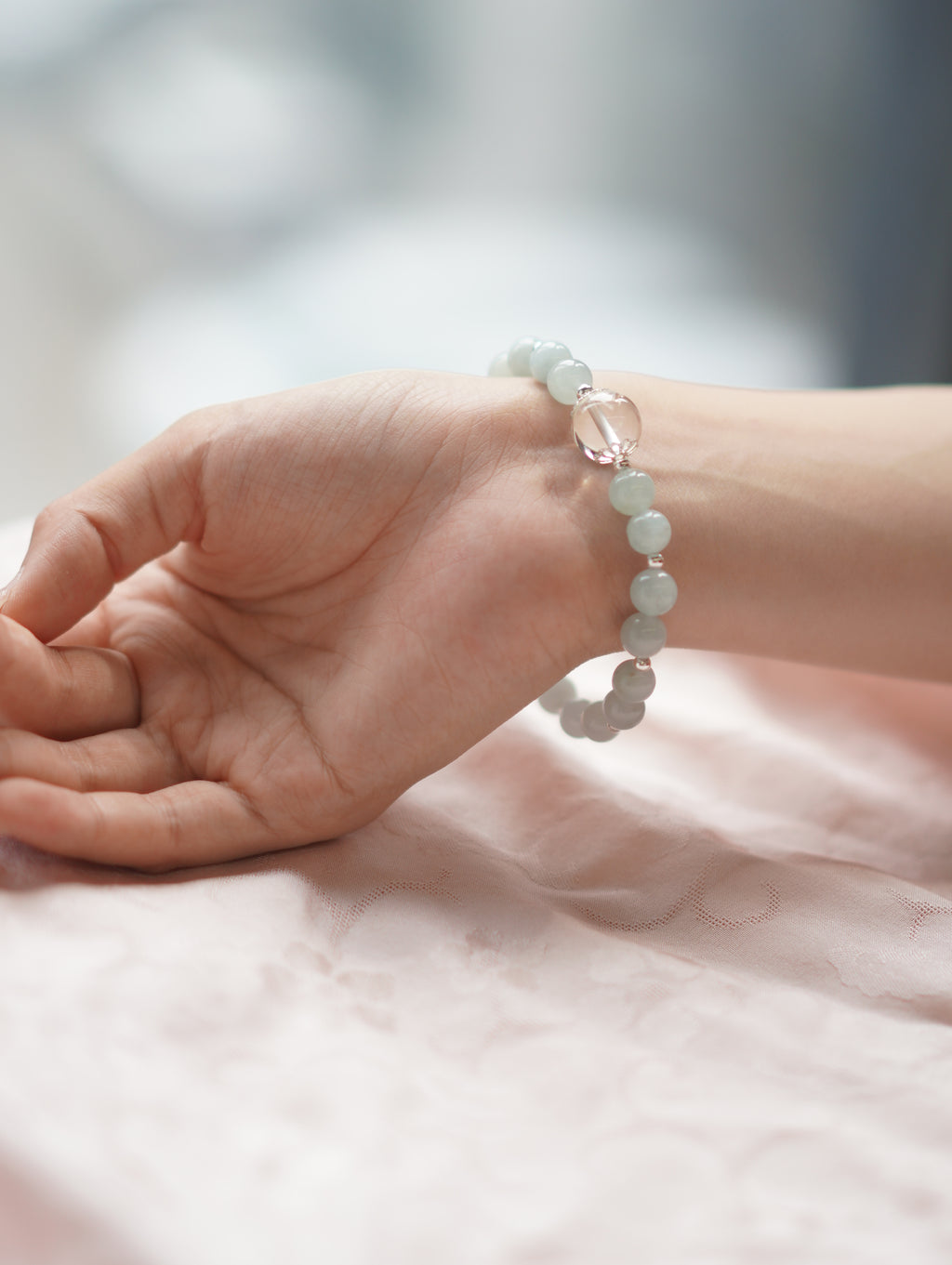 Seafoam Light Bracelet view 6 (DSC08946.JPG)