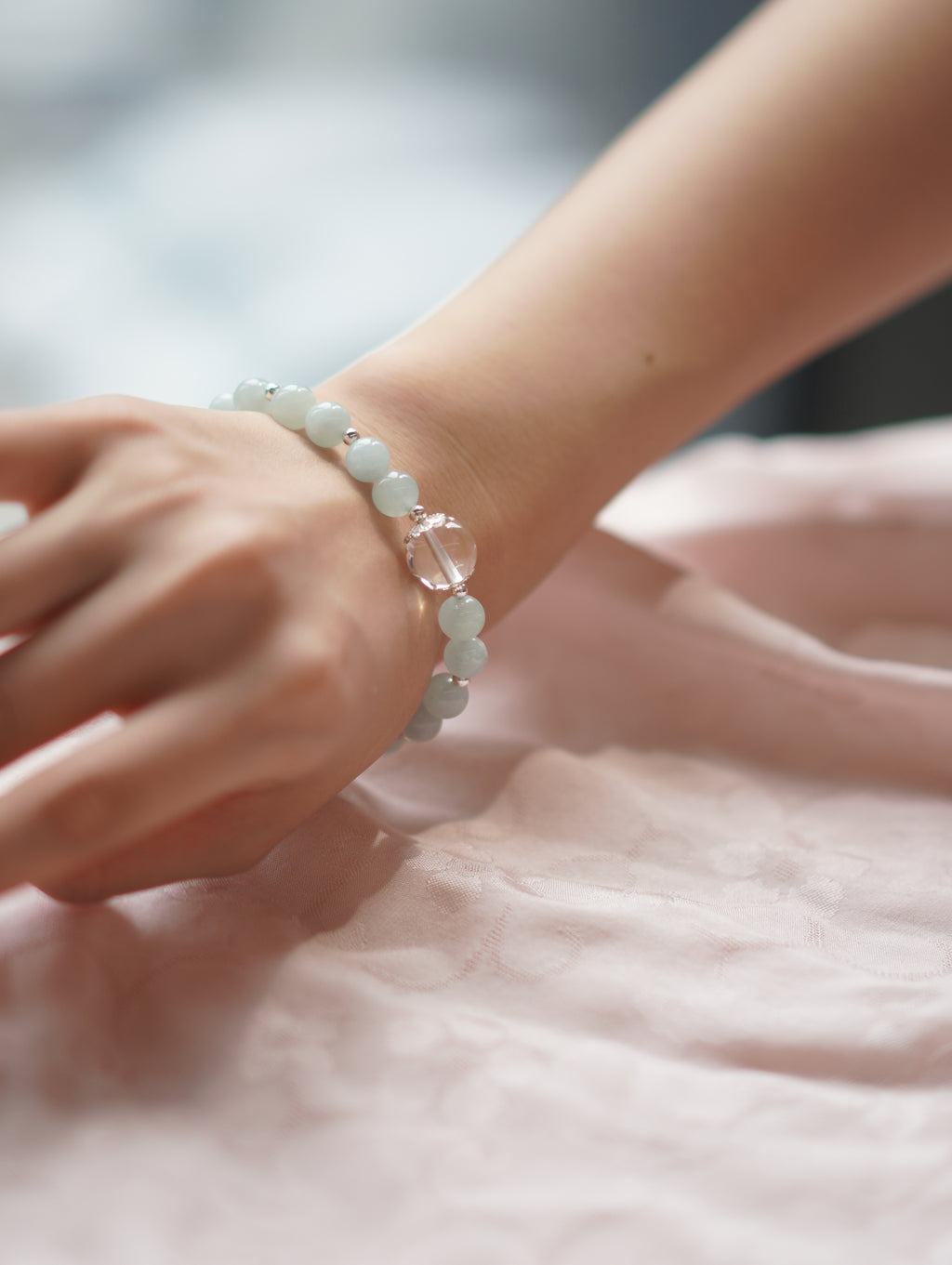 Seafoam Light Bracelet view 7 (DSC08947.JPG)