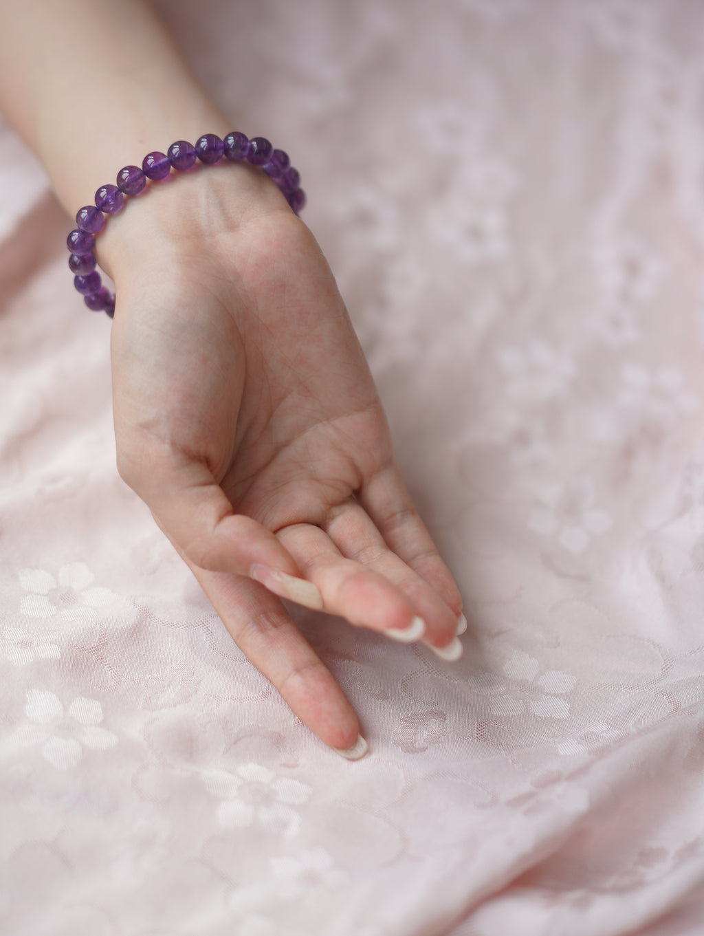 Amethyst Arc Bracelet view 9 (DSC08973.JPG)