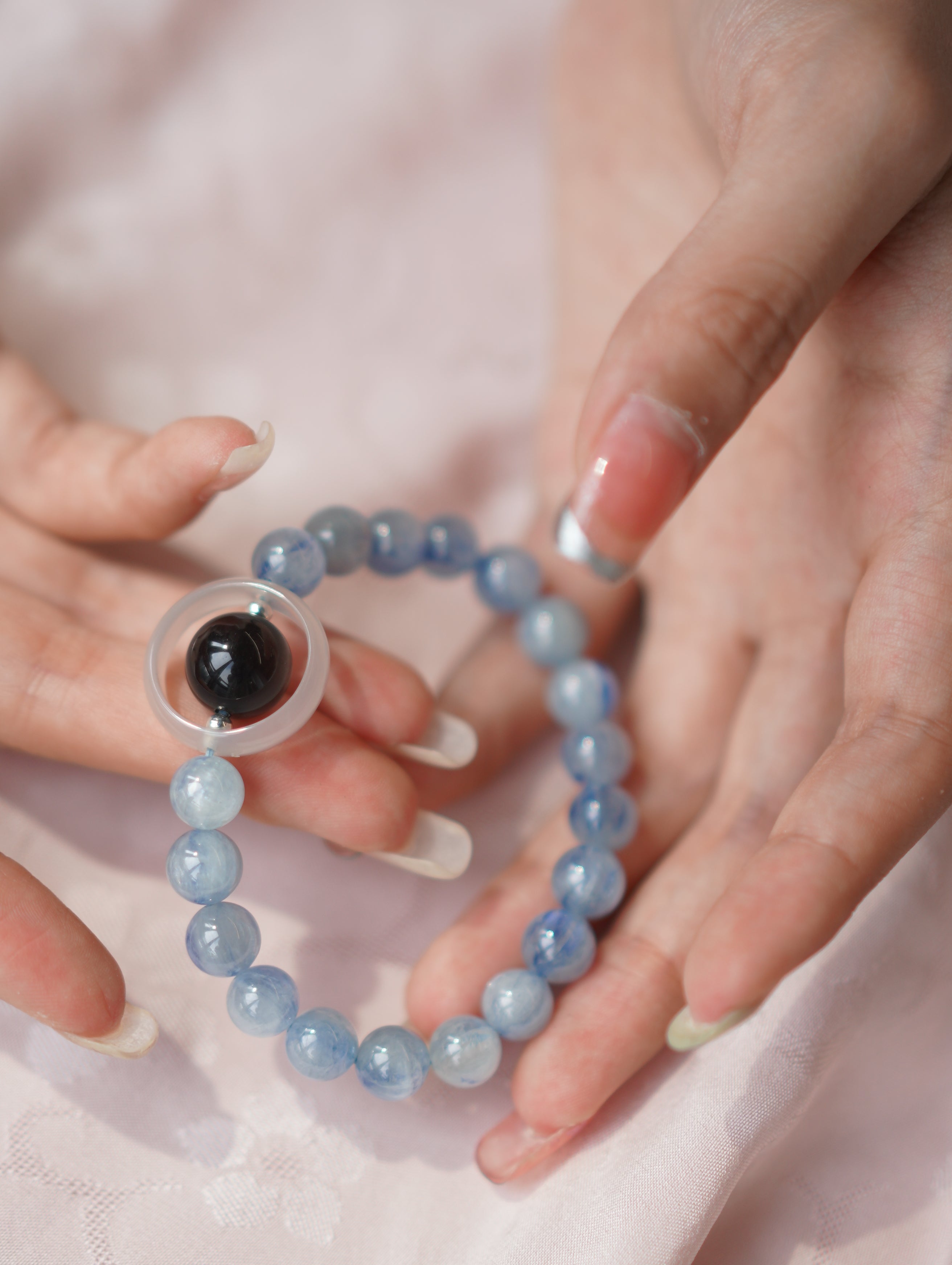 Horizon Blue Bracelet view 3 (DSC09105.JPG)