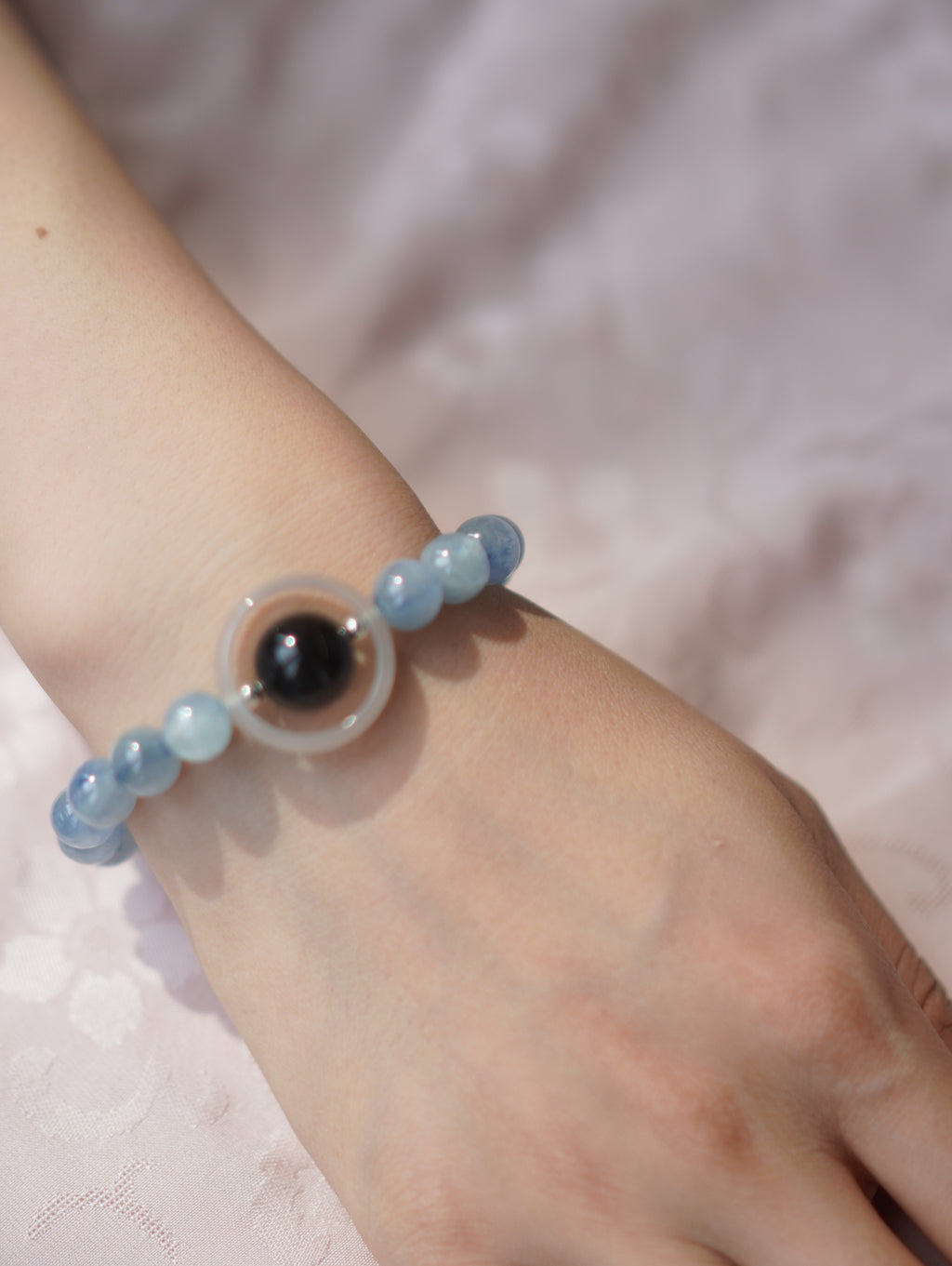 Horizon Blue Bracelet view 6 (DSC09108.JPG)