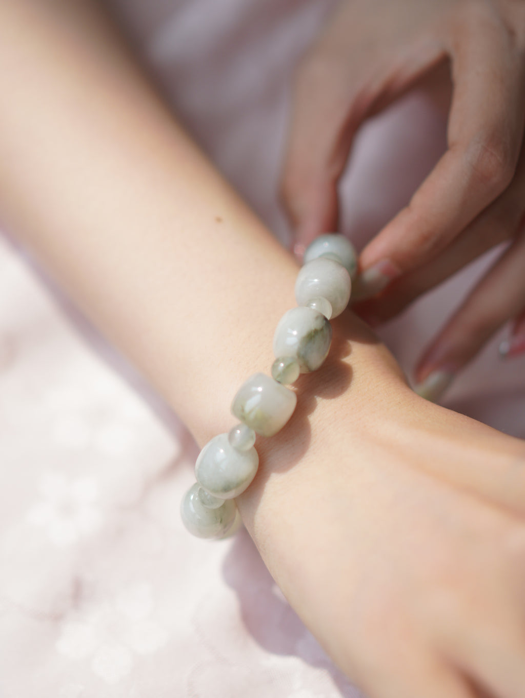 Jade Milk Bracelet view 7 (DSC09117.JPG)
