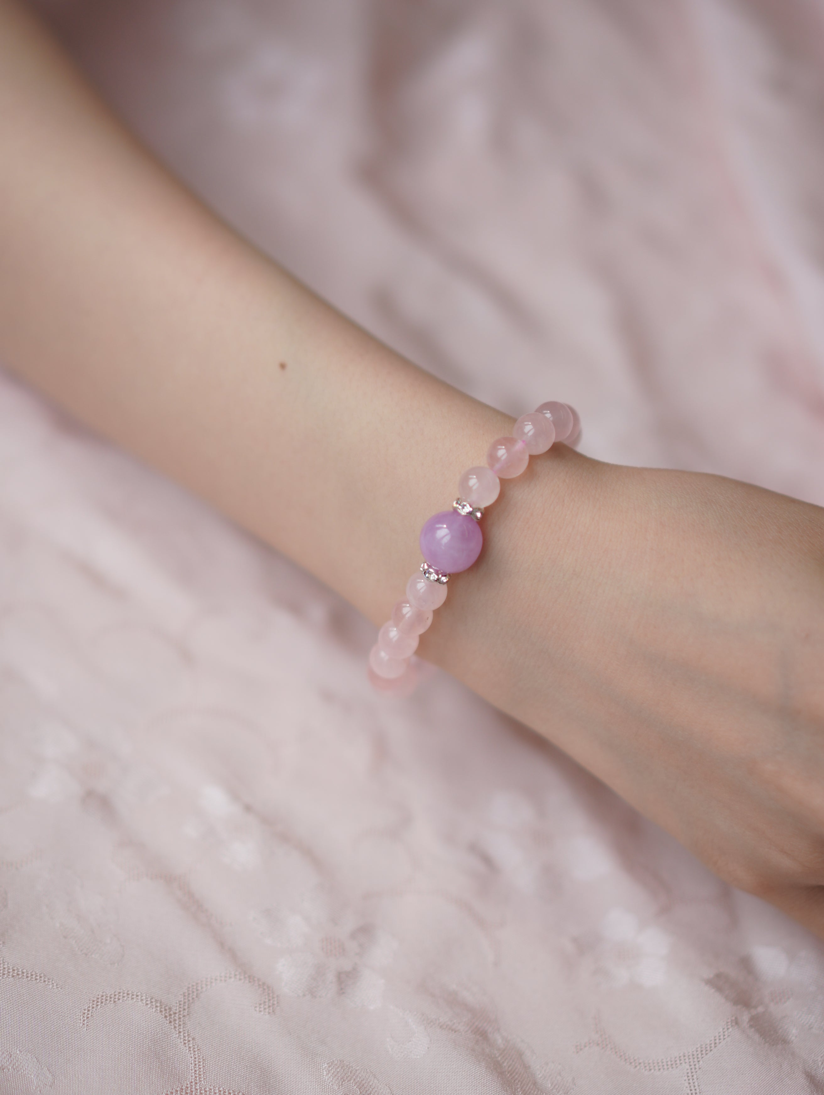 Rose Lilt Bracelet view 1 (DSC09193.JPG)